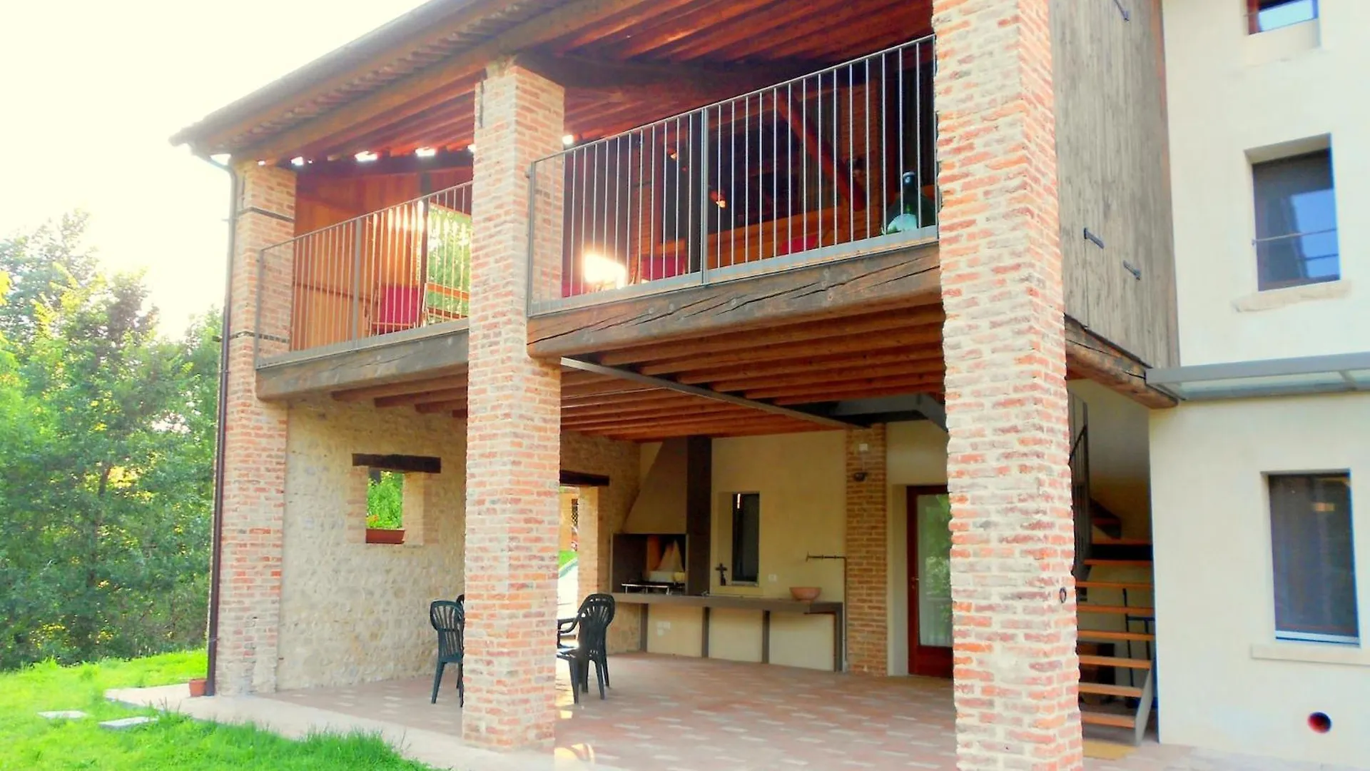 Modern Farmhouse In Pagnano Italy Near Forest Asolo